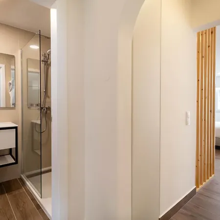 The Navigator - Ocean Heights Hotel 2*