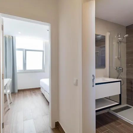 Hotel The Navigator - Ocean Heights 2*